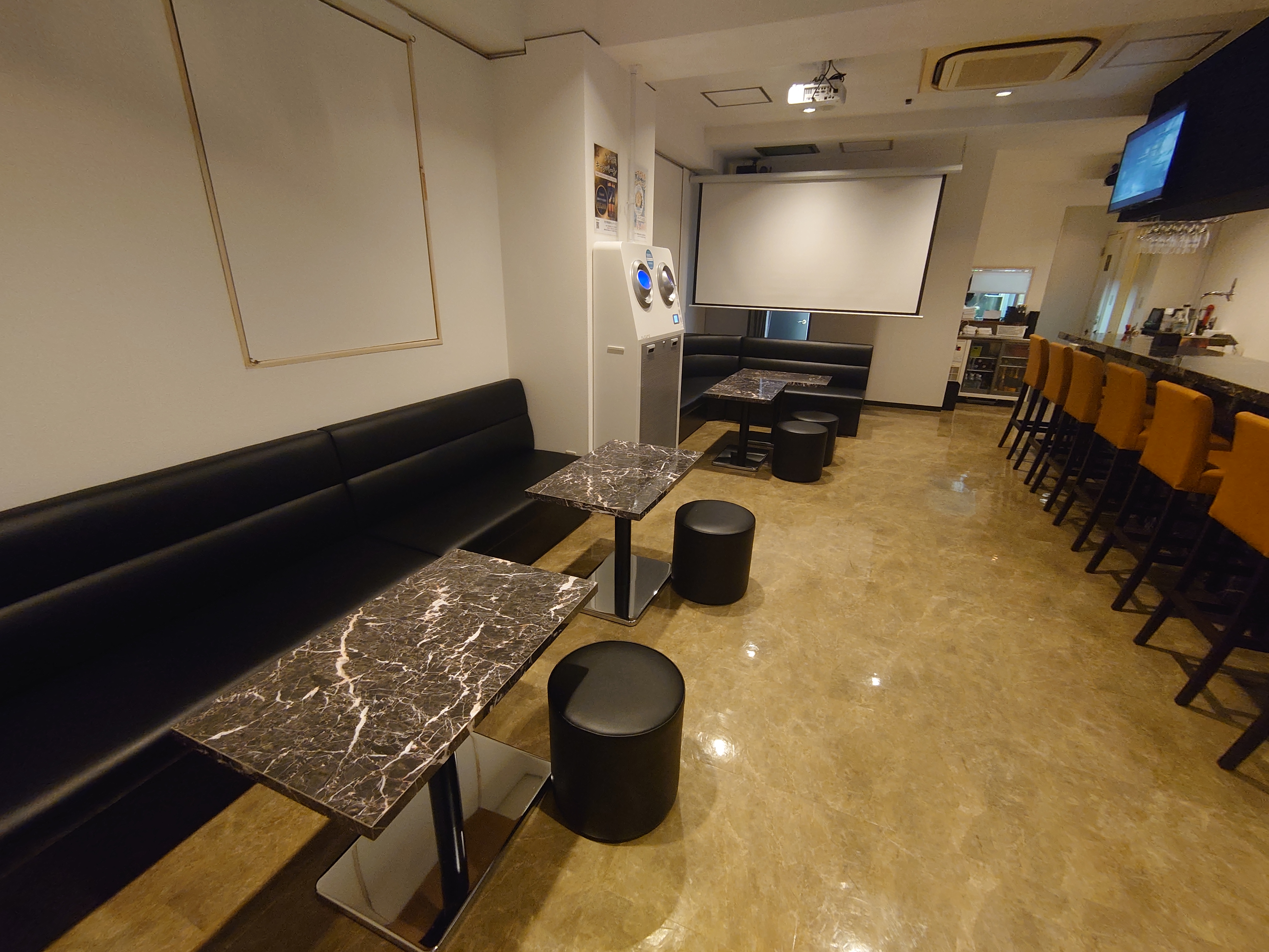 Lounge bar Grace男性用2枚目詳細