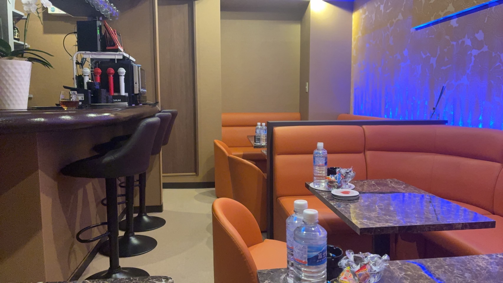 PUB YY（わいわい）　【喫煙OK】男性用1枚目詳細