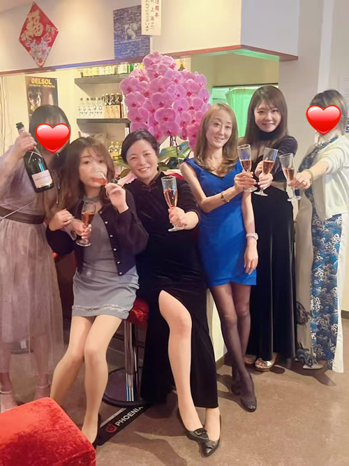 ラウンジ 夜上…の画像